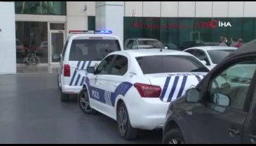 Hastanede bıçaklı vahşet: Çocuklarının gözü önünde katledildi
