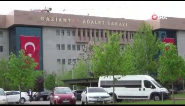 Öpücüğün rüşvet sayıldığı davada polise hapis cezası!