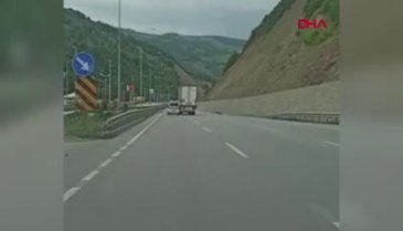 Trafikte yol verme inatlaşması kazayla bitti