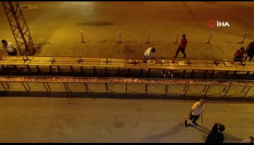 Restoranların açılışını havai fişek ve 35 metrelik kebapla kutladılar