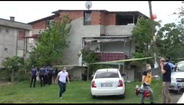 Aile faciası: Çocuklar çığlık atarak kaçtı