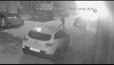 Bursa'da çaldıkları motosikleti düz kontakla çalıştıramayınca kaçtılar
