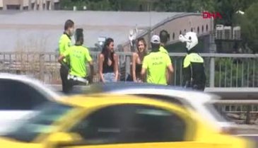 Lüks araç, seyir halindeyken cayır cayır yandı!