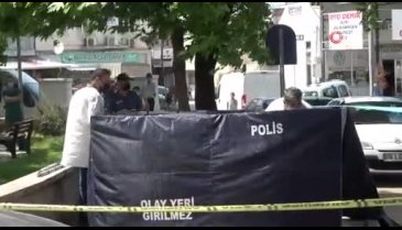 Bursa'da kimsesiz adam kaldırımda ölü bulundu