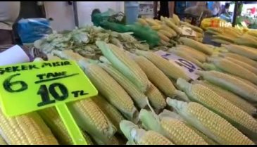 Bursa'da ürün bollaştı, pazarın ateşi düştü