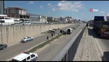Hatay'da feci kaza: 4 ölü, 3 yaralı!