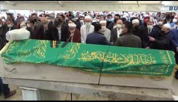 Bursa'da koronadan ölen imam son yolculuğuna uğurlandı