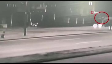 Bisikletiyle işe giden şahsa çarpıp metrelerce savurdu!
