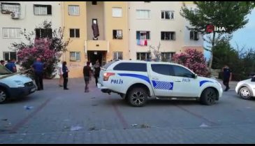 Adana'da pompalı komşu cinayeti!