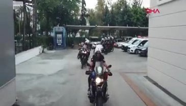 Fuhuş operasyonunda gözaltına alınan şüphelinin evinde polis yeleği ele geçirildi