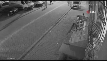 Tekme tokat laf atma kavgası kamerada