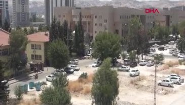 Öğretmene tatlı yedirip çay içirip büyük şok yaşattılar! Bir imzayla her şeyini kaybetti
