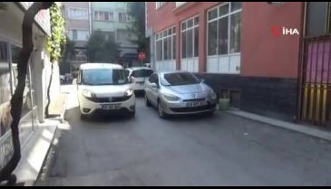 Bursa'da mobil aşı ekipleri engelli kişi ve bakıcılarını evinde aşılıyor
