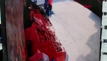 Ölümden saniyelerle kurtuldular