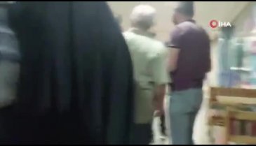 Sevgilisini darp ettiği iddia edilen genç, tekme tokat dayak yedi
