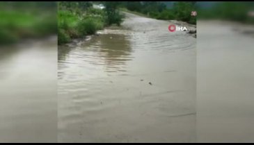 Bursa'da evler göle döndü