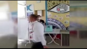 Otogarda gülümseten aşı daveti