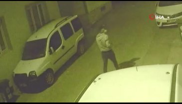 Bursa'da açık kalan evin camından içeri böyle girdi, hırsızlık yaptı