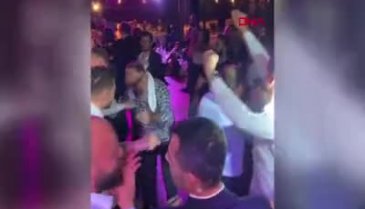 İş insanı, Bursa'da düğünde kalp krizi geçidi!