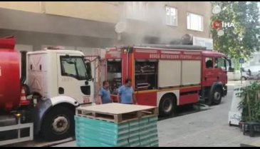 Bursa'da kuaförde korkutan yangın!