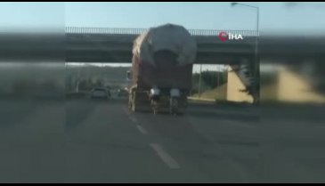 Bursa'da bisikletli gençlerin TIR'la ölüme yolculuğu