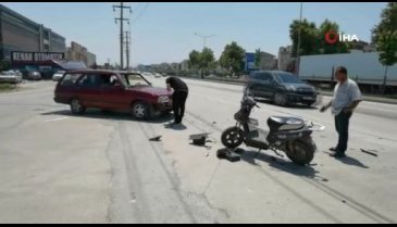 Bursa'da otomobil ile elektrikli bisiklet çarpıştı: 3 yaralı