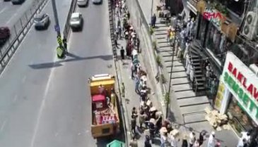 Arife günü ucuz tatlı kuyruğu!