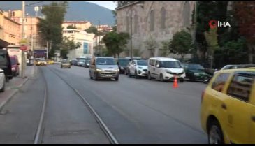 Bursa'da bayram namazında tarihi camiler doldu taştı