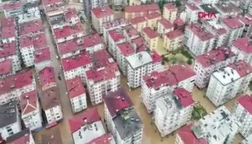 Artvin'de sel gitti, çamur kaldı: Hiçbir şeyimiz kalmadı
