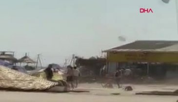 Plajda panik anları! Herkes bir anda kaçmaya başladı
