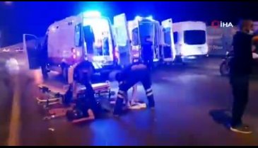 Bursa'da motosiklet bariyerlere çarptı! 2 yaralı