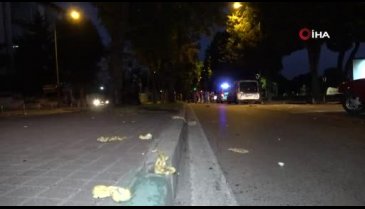 Bursa'da hamur yüklü hafif ticari araç takla attı: 3 yaralı