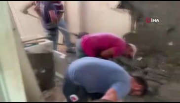 İnşaata beton dökerken yan binanın duvarı yıkıldı!  Facianın eşiğinden dönüldü
