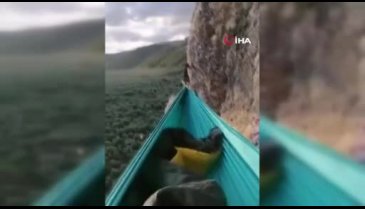 Maceraperestler Bursa'da 116 metrelik kayada konakladı