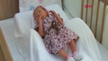 Bursa'da çalılar arasında poşette bulunan bebek devlet korumasında