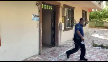 Bursa'da silah sesine uyanan bina sakinleri cesetle karşılaştı!