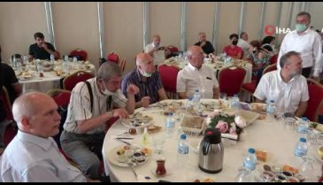 Bursa'da öğrenciye de esnafa da tam destek