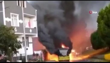 İstanbul'da halk otobüsü cayır cayır yandı