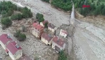 Ayancık'ta ilçenin altyapısında büyük hasarlar oluştu