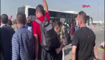 Afganistan Kabil'den Türkleri getiren uçak, İstanbul Havalimanı'na indi!