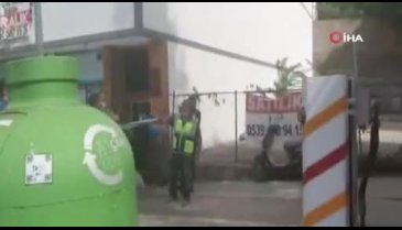 Annesi uykudayken pencereden sarkan 2 yaşındaki çocuk yürekleri ağza getirdi