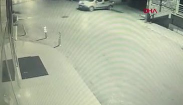 Bursa'da dükkanın önünde otururken can vermişti! Kazanın görüntüleri ortaya çıktı