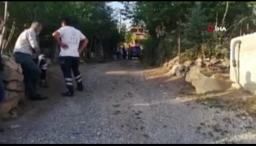 Giresun'da dehşet!  Yolunu kestiği araçtaki kadını vurup, intihar etti