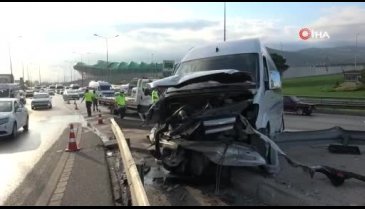 Bursa'da kaza yapan servis minibüsünde 6 işçi yaralandı!