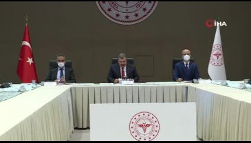 Bakan Koca: Vefat edenlerin yüzde 90'ı tam aşılı değil