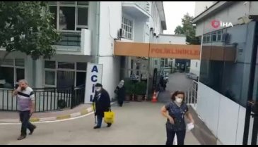 Bursa'da Demet hemşirenin tatlı dili aşı karşıtı kadını böyle ikna etti