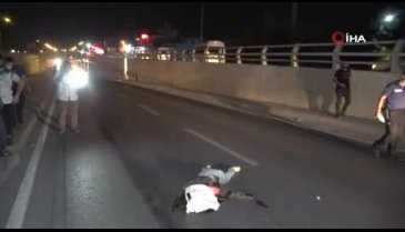Feci kaza: Yolun karşısına geçmek isteyen yabancı uyrukla kız kardeşler...