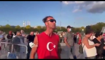 İstanbul Maltepe'deki aşı karşıtı gösteriden ilginç anlar