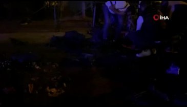 Bursa'da otomobil incir yüklü kamyonete çarptı! 2 yaralı var