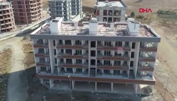 Bursa'da müteahhit, sözleşmeyle aldıkları daireleri satışa çıkardı